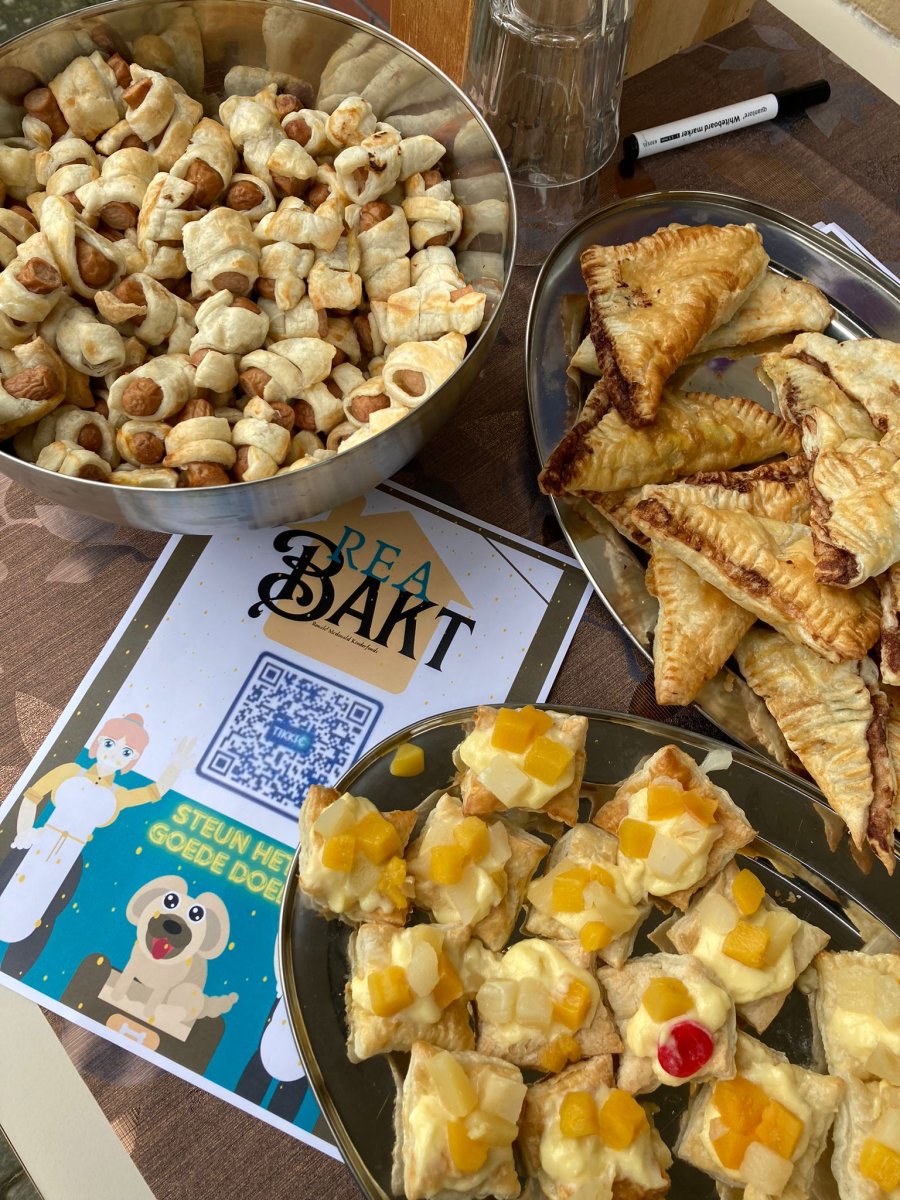 Het is zo ver! We staan vandaag gereed met heerlijke zelfgemaakte hapjes aan de Fonteinland in Leeuwarden. Kom vooral langs in uw lunchpauze en doe direct iets goeds voor het goede doel!